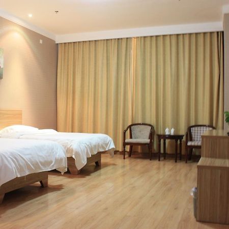 Qingdao Hongyun Jiahe Business Hotel Exterior photo